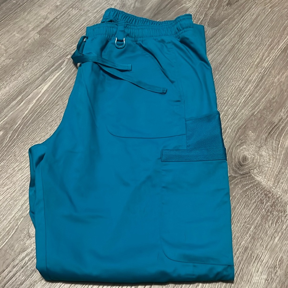AUW Teal Scrubs